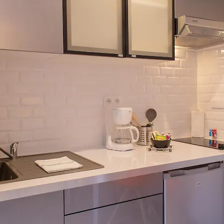 Trankil'apparts Centre Apartment *